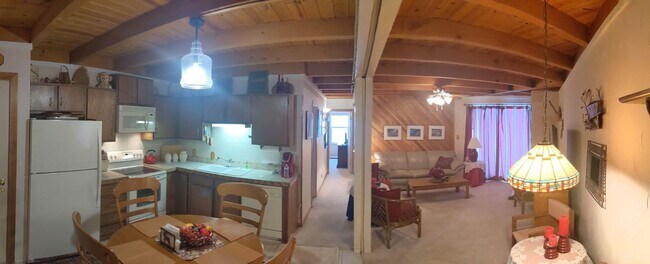 Building Photo - Long Term Rental- Treehouse Condominiums G104