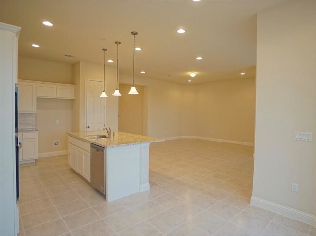 Building Photo - 14928 Iveans Way
