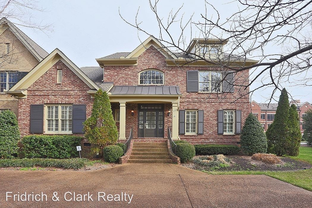 Primary Photo - 4 br, 3.5 bath House - 2421 Crestmoor Rd
