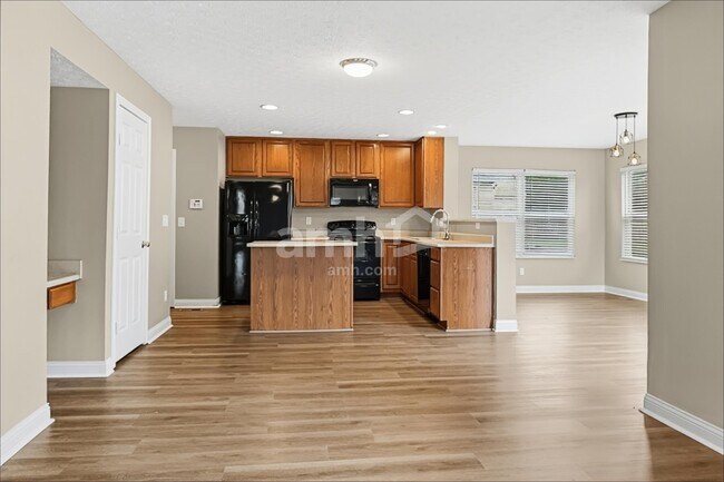 Foto del edificio - 4402 Coveflower Ct