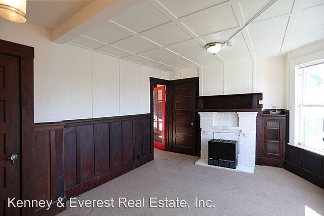 Building Photo - 1366 47th Ave