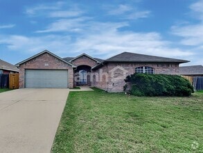 Building Photo - 521 Fossil Lake Ct