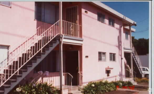Building Photo - 5664-5670 Gaskill St
