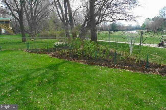 Foto del edificio - 306 Old Courthouse Rd NE