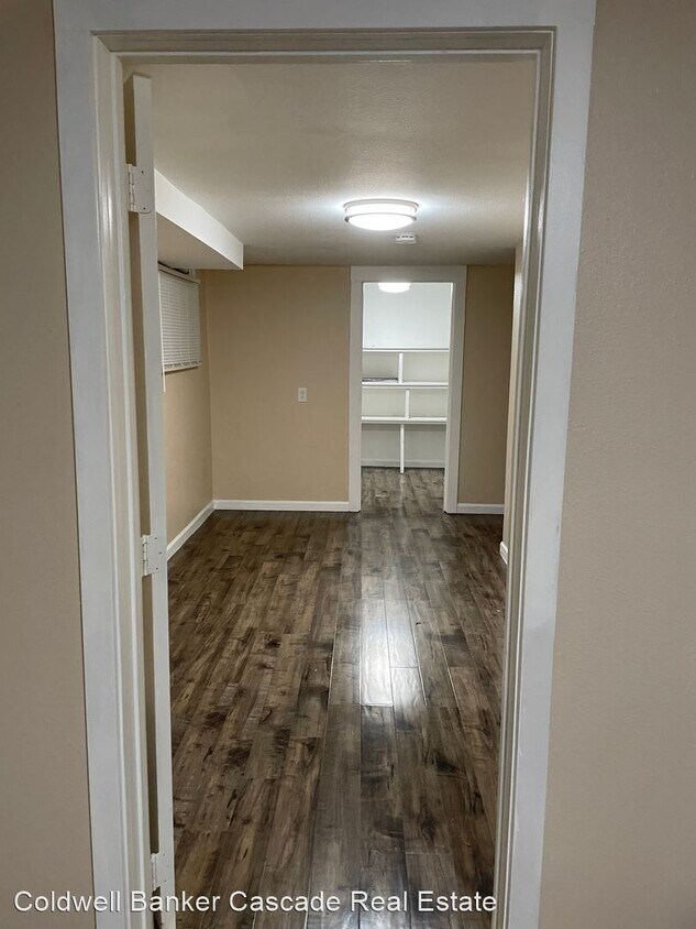 Building Photo - 1 br, 1 bath House - 615 E 32nd Ave # 1