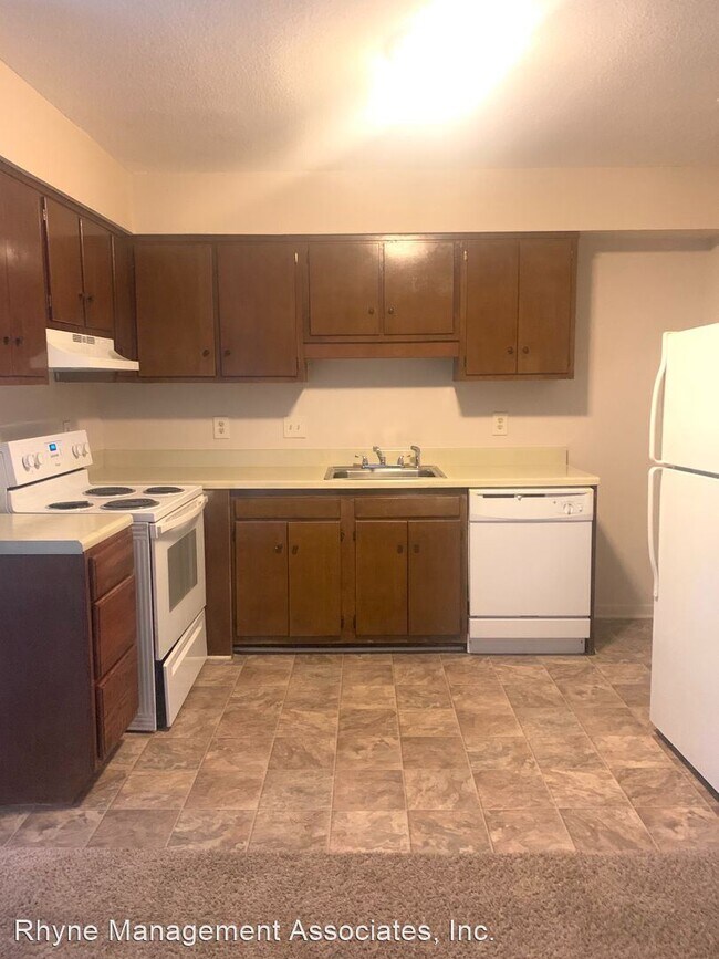 Building Photo - 1101 McKimmon View Ct