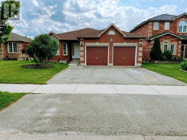 Photo du bâtiment - 24 Sun King Crescent