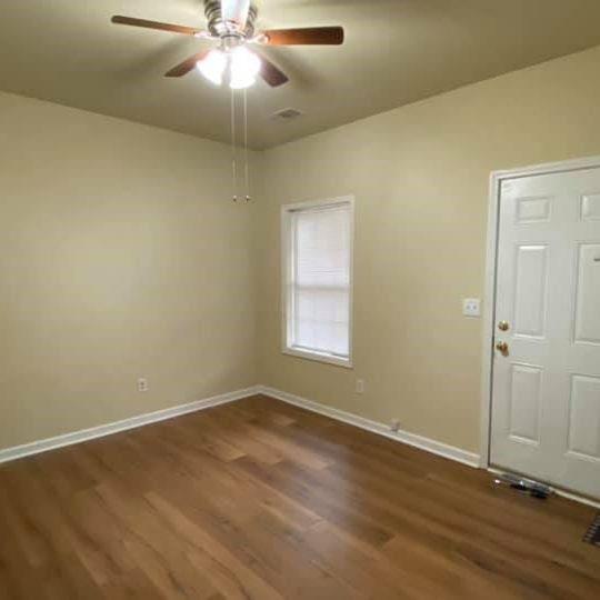 Building Photo - 772 Celeste Ln