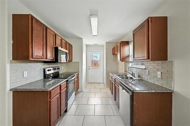Foto del edificio - 721 E College St