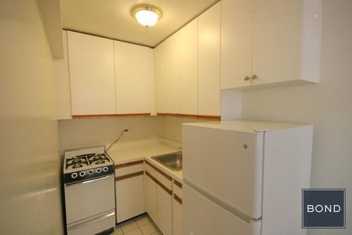 Foto del edificio - 250 E 39th St