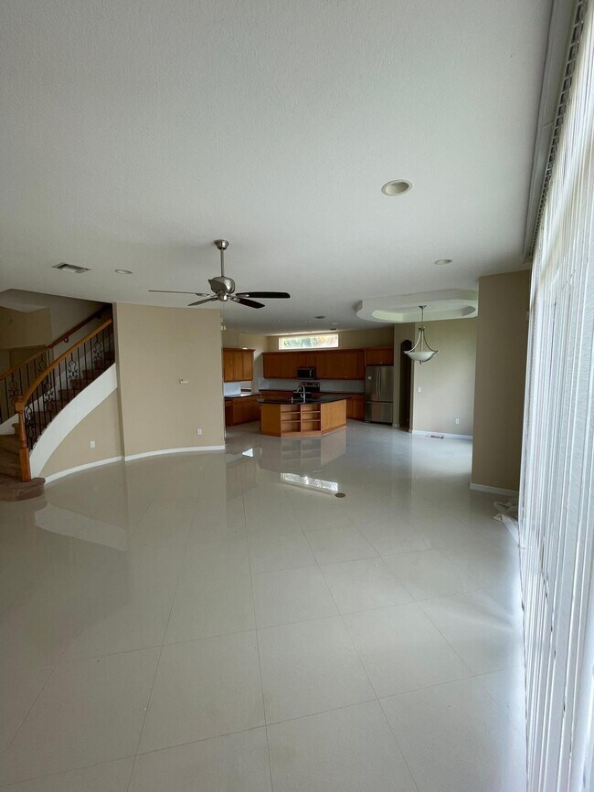 Foto del edificio - 9261 Delemar Ct