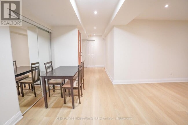 Building Photo - 78 Tideswell Blvd