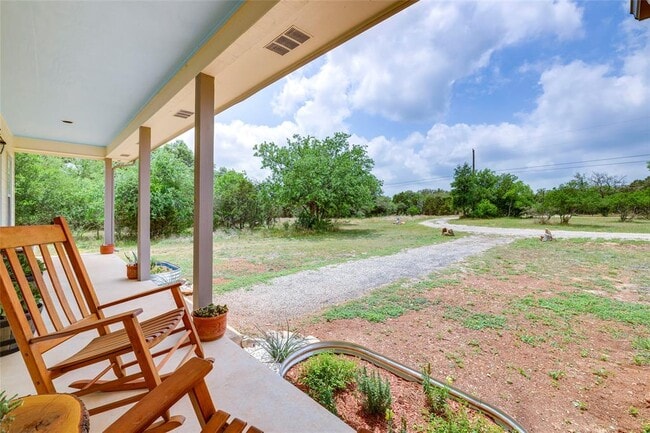 Foto del edificio - 109 Rimrock Ln