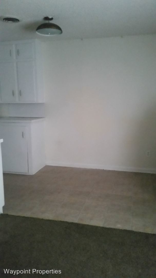 Building Photo - 1316 Barak Ln