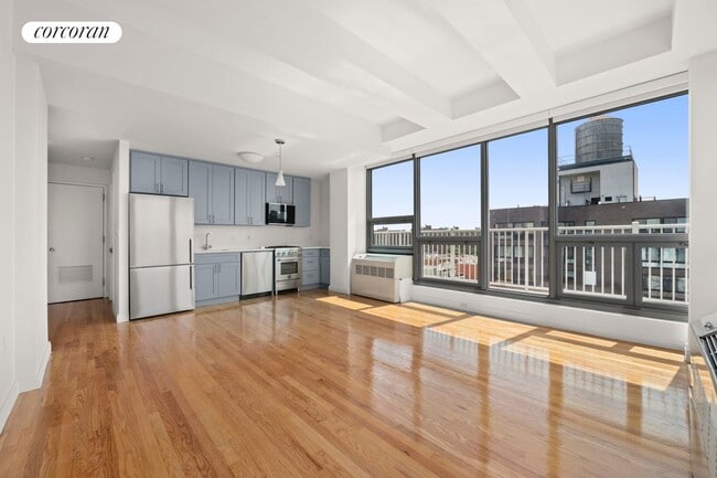 Building Photo - 181 E 119th St