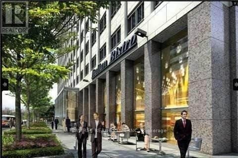 Building Photo - 111 St Clair Ave W