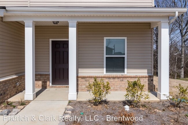 Building Photo - 4 br, 2.5 bath House - 2225 Bee Hive Drive