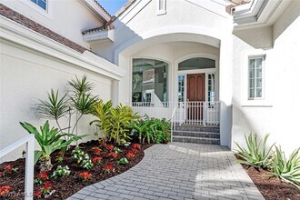 Building Photo - 2540 Half Moon Walk