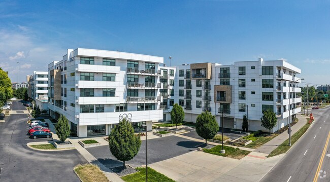 Foto del edificio - 600 Goodale