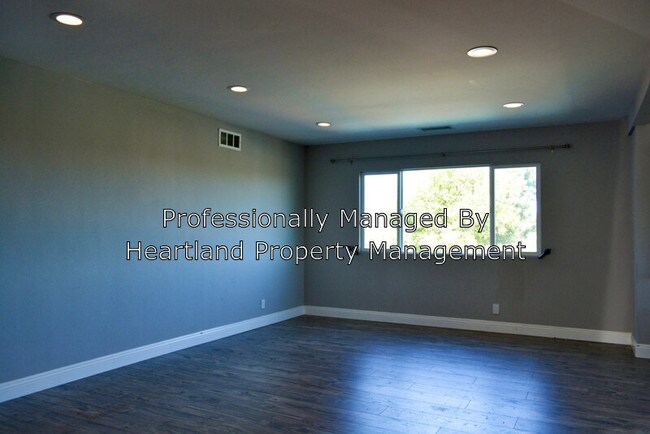 Building Photo - 4028 Yale Ave