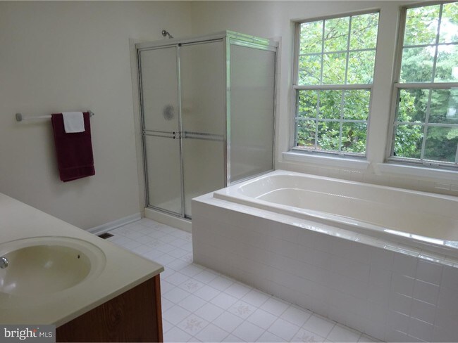 Building Photo - 92 Hamilton Lakes Dr