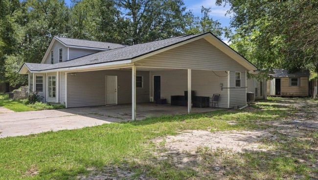 Building Photo - 415 Co Rd 758