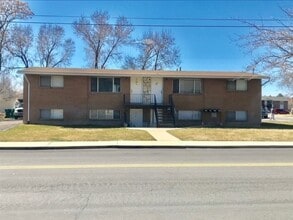 Building Photo - 999 N 100 W