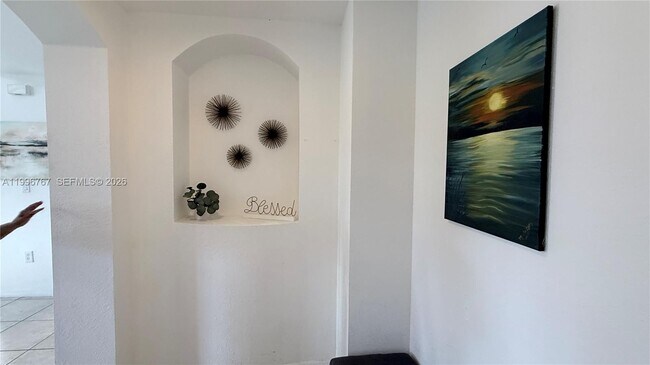 Foto del edificio - 8900 NW 107 Ct