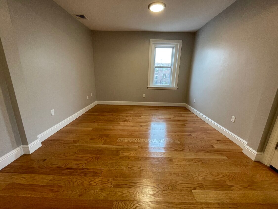 Foto del edificio - 124 Berkshire St