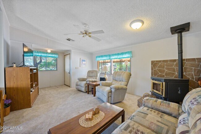 Foto del edificio - 3 br, 2 bath House - 108 S Pinecrest Rd
