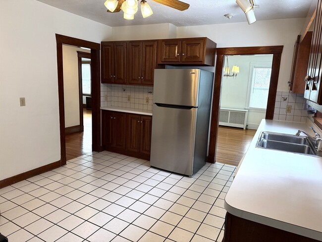 Building Photo - 234 Brook Rd