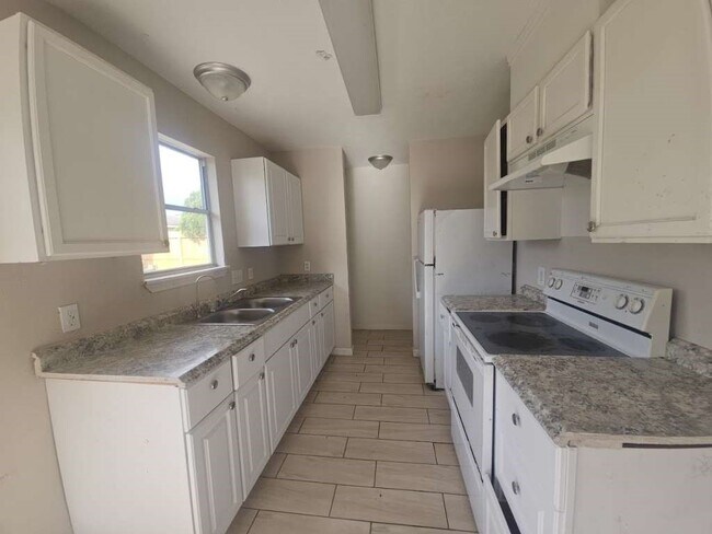 Foto del edificio - 12226 Greensbrook Forest Dr