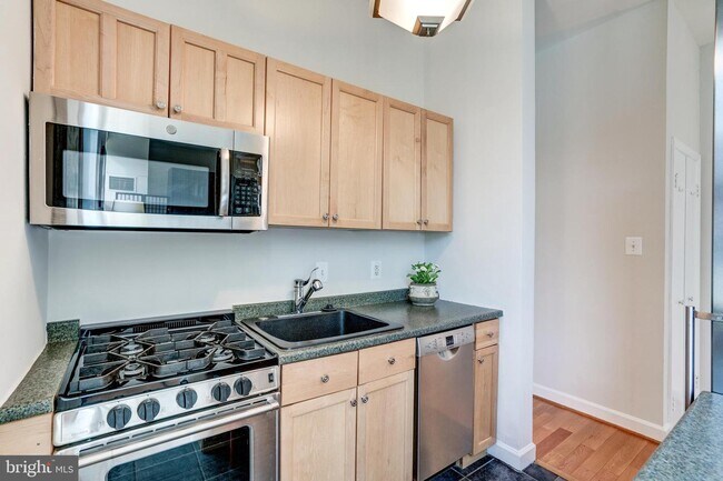 Foto del edificio - 333 2nd St NE