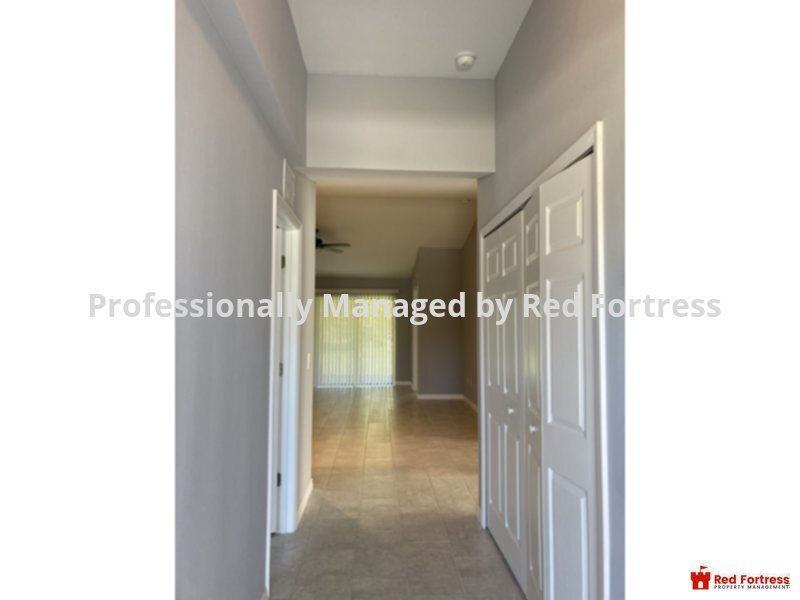 Primary Photo - 4141 SW 8th Pl