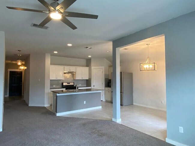 Foto del edificio - 13528 Fern Grove Ct