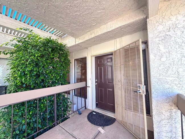 Foto del edificio - 3002 N 70th St