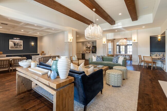 Foto del edificio - Luxe and Legends at Morganton Park Apartment Homes