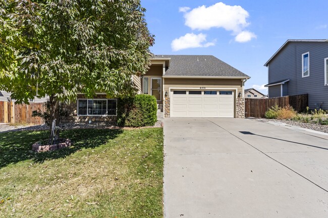 Foto del edificio - 6531 Passing Sky Dr