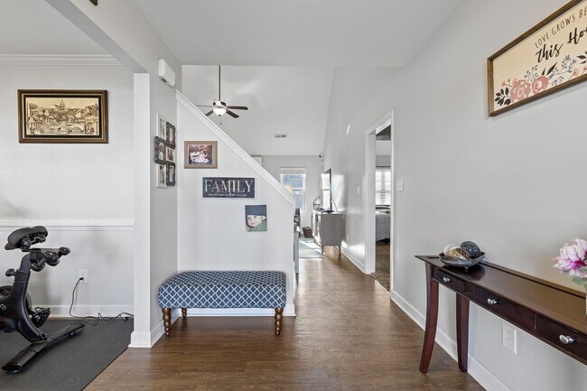 Foto del edificio - 3 Bedroom + Bonus Room Home with Main Floor Primary Suite & Community Pool Access