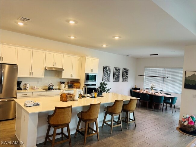 Foto del edificio - 10798 Timber Creek Dr