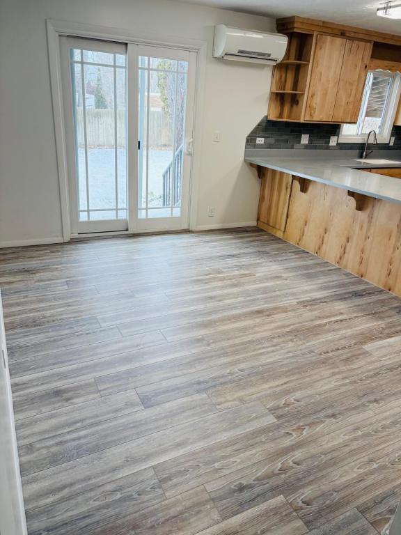 Building Photo - 1728 Olympia St