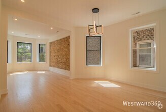 Building Photo - 3720 N Racine Ave
