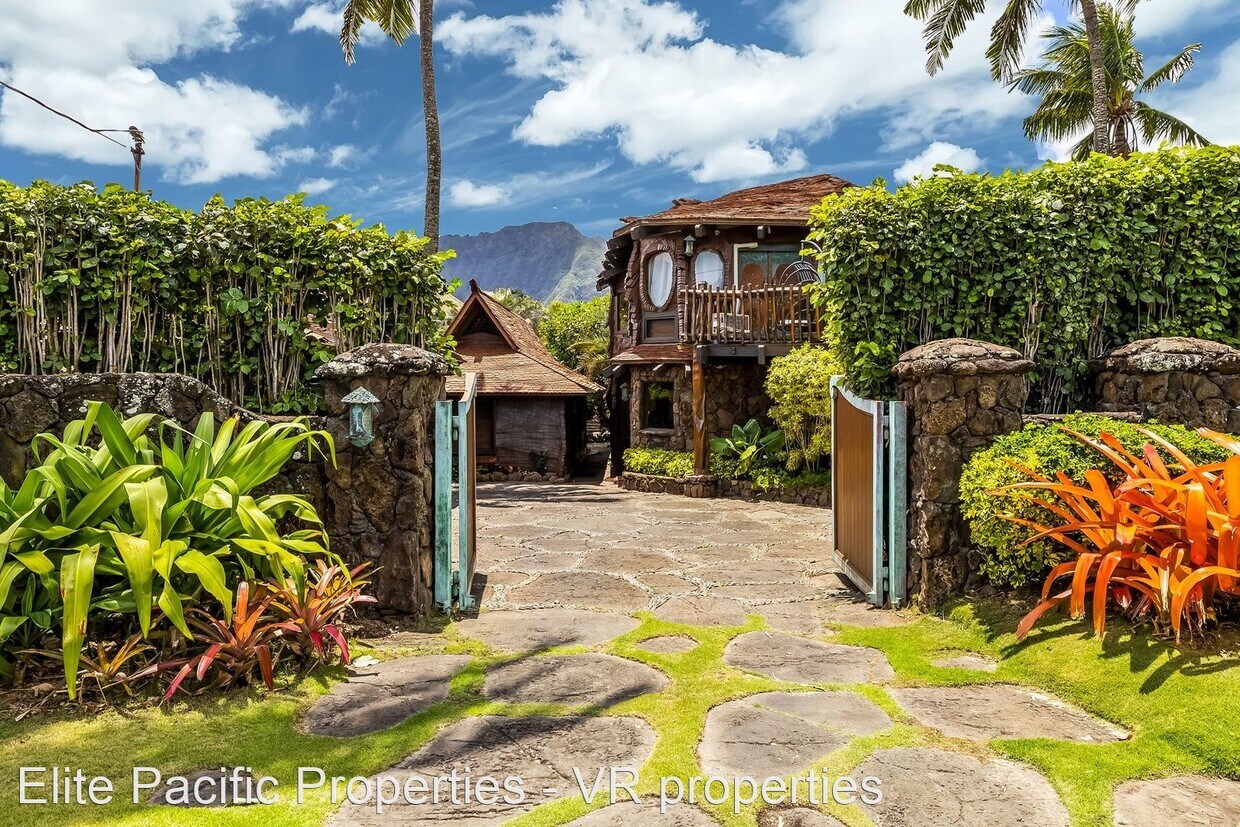 3 br, 3 bath House 411010 Laumilo St. House Rental in Waimanalo