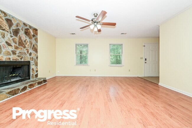 Foto del edificio - 155 Victoria Dr