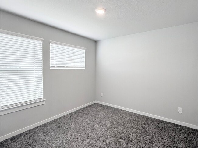 Building Photo - 29735 Cayenne Cir