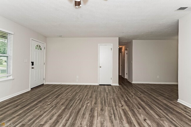 Foto del edificio - 8200 Greenmar Way