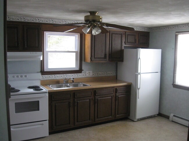 Building Photo - 5 John Avenue