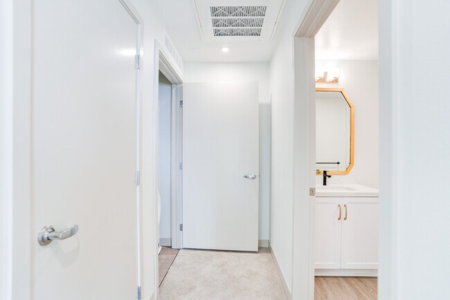 Building Photo - Bolsa Row Apartments