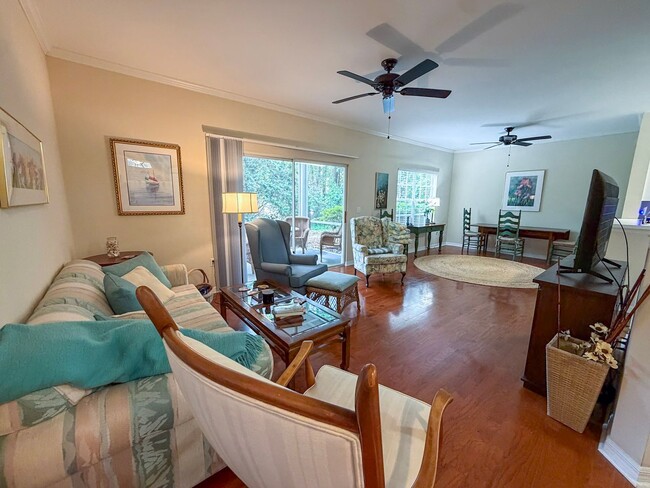 Building Photo - 2/2 Condo in The Links @ Haile Plantation - available end of April!