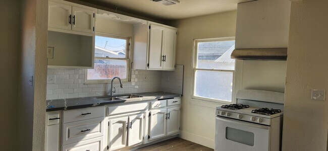 Foto del edificio - Newly Remodeled 2Bedroom, 1 Bathroom Home